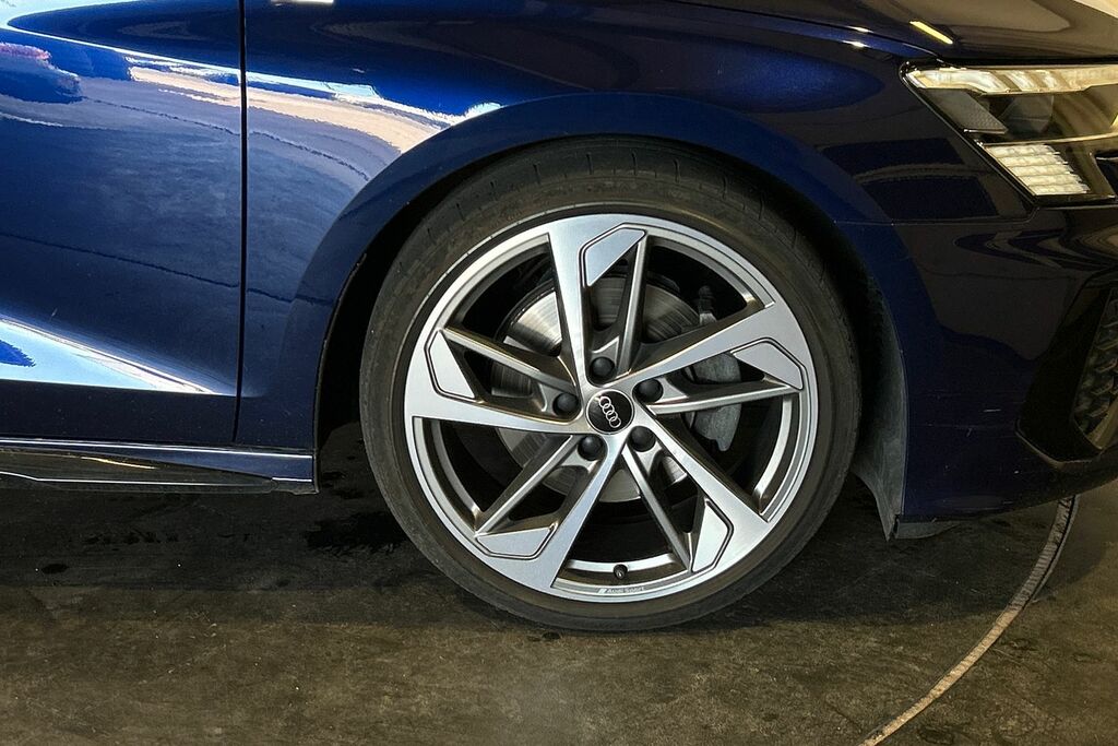 Audi A3 Edition 1 35 Tfsi 150 Ps S Tronic SV21JBP Blue #5
