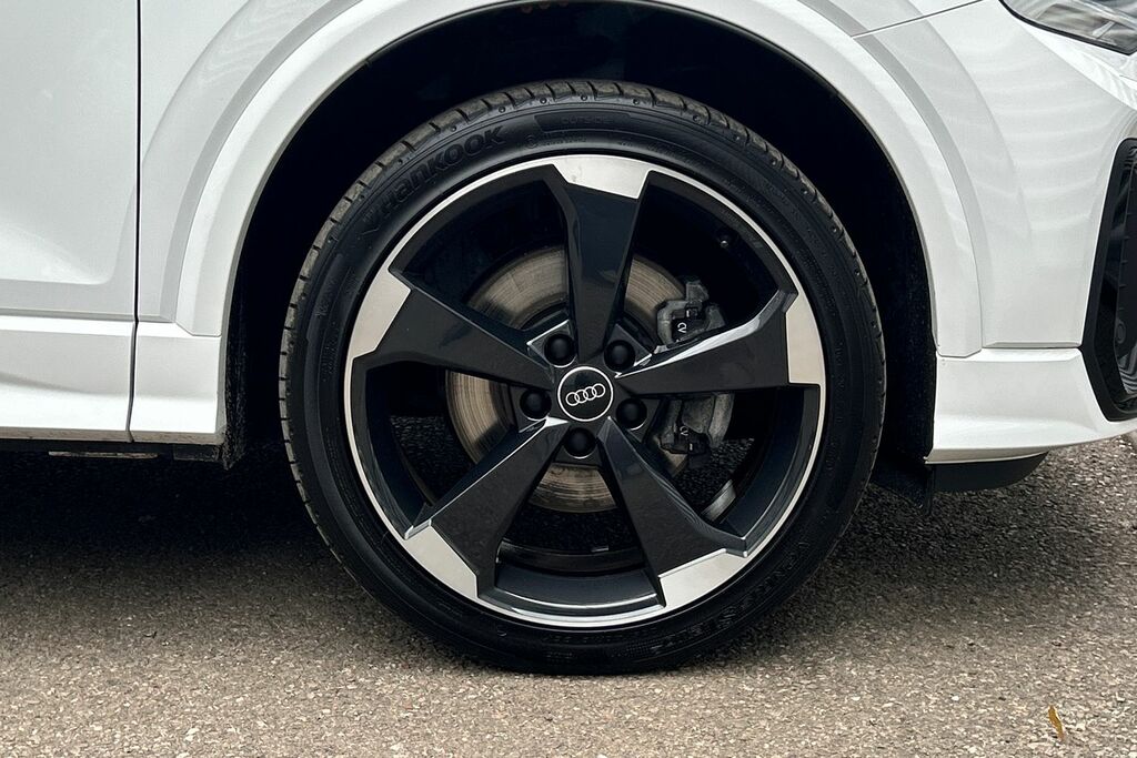 Audi Q2 Black Edition 30 Tfsi 110 Ps 6-Speed ST73HPZ White #5