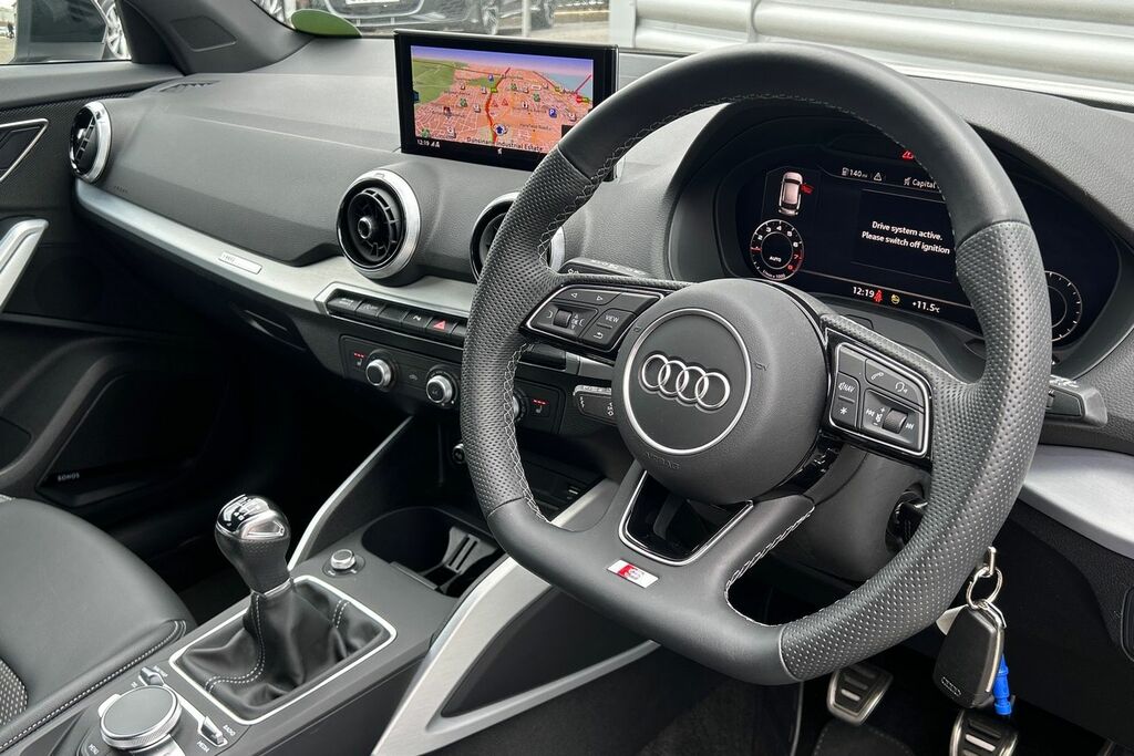 Audi Q2 Black Edition 30 Tfsi 110 Ps 6-Speed ST73HPZ White #6