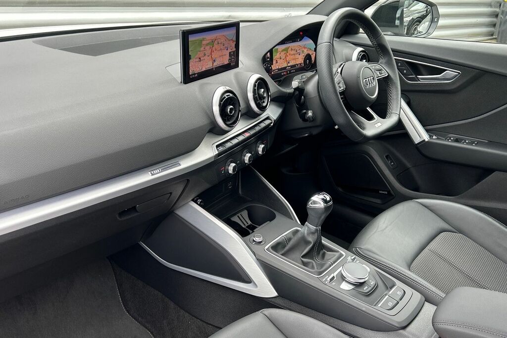 Audi Q2 Black Edition 30 Tfsi 110 Ps 6-Speed ST73HPZ White #2