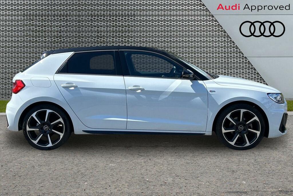 Audi A1 Black Edition 30 Tfsi 110 Ps 6-Speed SP23UMT White #4