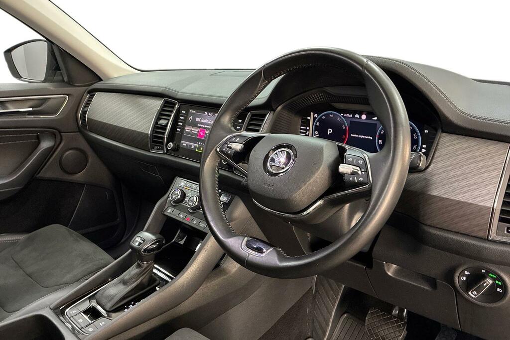 Skoda Kodiaq 1.5 Tsi Se L Dsg 7 Seat SV22PPF Black #6