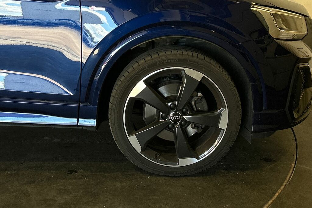 Audi Q2 Black Edition 35 Tfsi 150 Ps 6-Speed SW23EFR Blue #5
