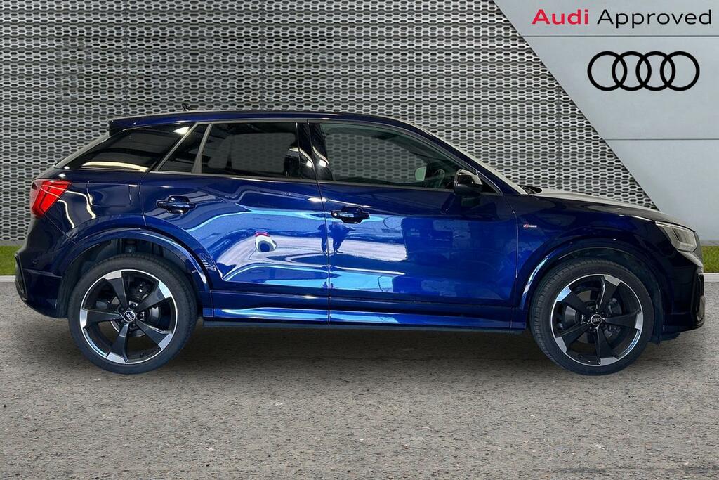 Audi Q2 Black Edition 35 Tfsi 150 Ps 6-Speed SW23EFR Blue #4