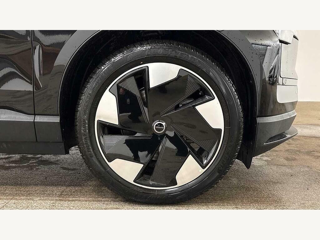 Volvo EX30 200Kw Sm Extended Range Plus 69Kwh YT25UHH Black #4