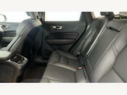 Volvo XC60 2.0 B4d Plus Dark Awd Geartronic SM72NMF Black #4