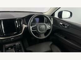 Volvo XC60 2.0 B4d Plus Dark Awd Geartronic SM72NMF Black #2