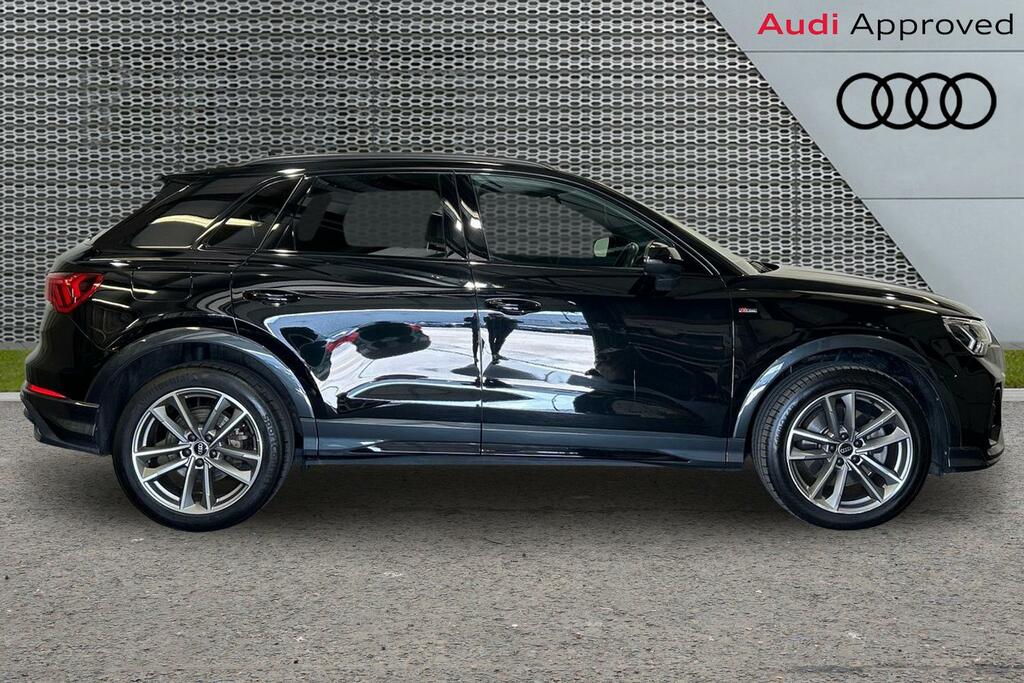 Audi Q3 O Black Edition 40 Tfsi Quattro 190 Ps S Tronic SR23OHU Black #4