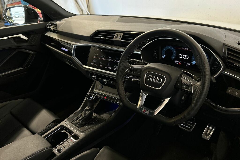 Audi Q3 Black Edition 35 Tfsi 150 Ps S Tronic ST74OKC White #6