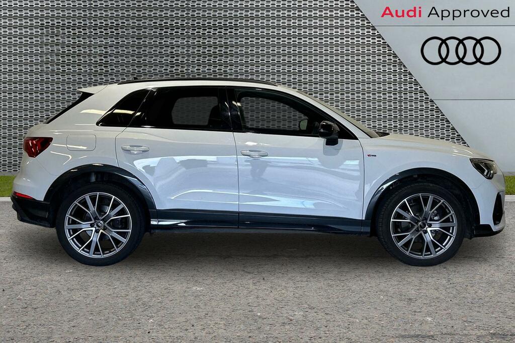 Audi Q3 Black Edition 35 Tfsi 150 Ps S Tronic ST74OKC White #4