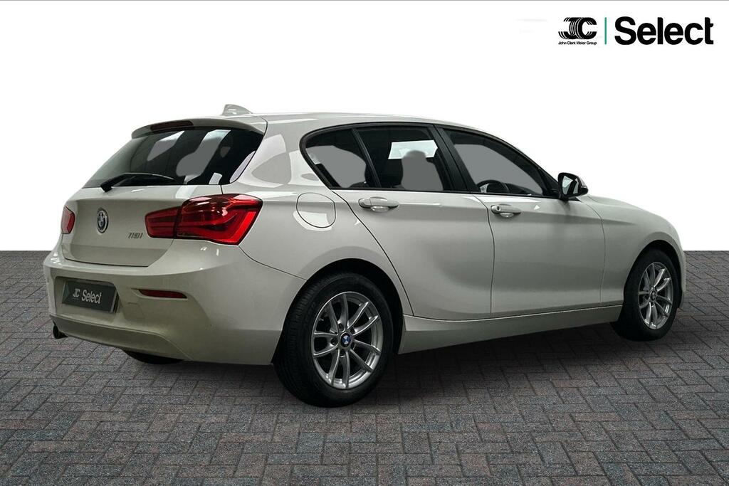 BMW 1 Series 1.5 118I Se Euro 6 Ss SA68ORL White #2