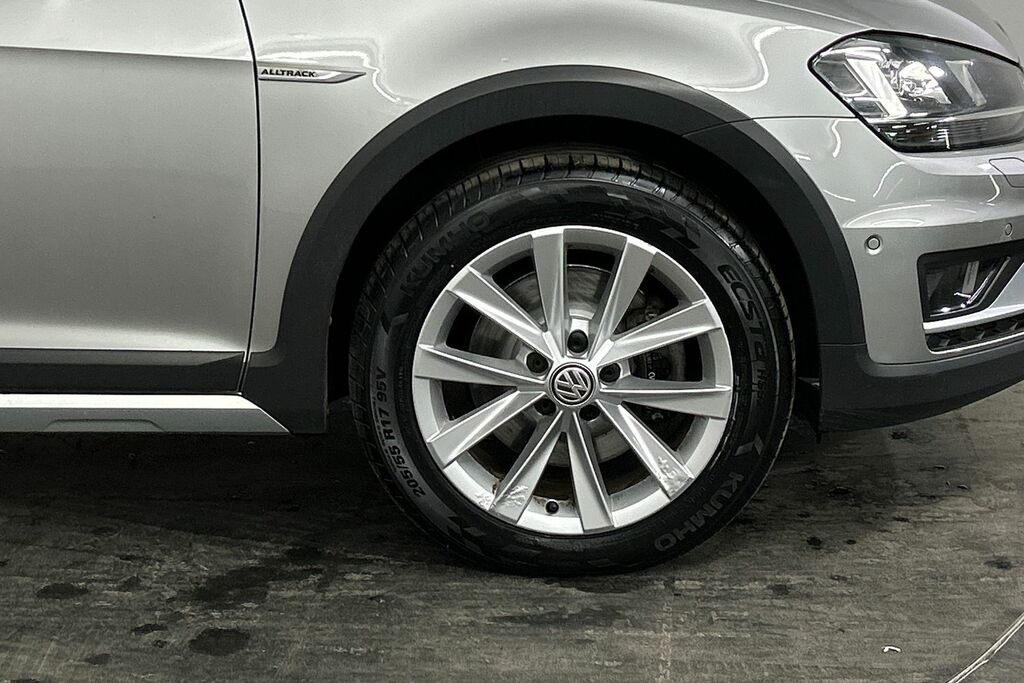 Volkswagen Golf Alltrack Estate 2.0 Tdi Bluemotion Tech Alltrack Dsg 4Motio Black #5