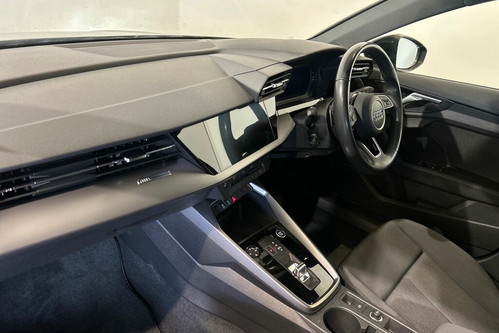 Audi A3 O Technik 30 Tfsi 110 Ps S Tronic SV73NWO Grey #2