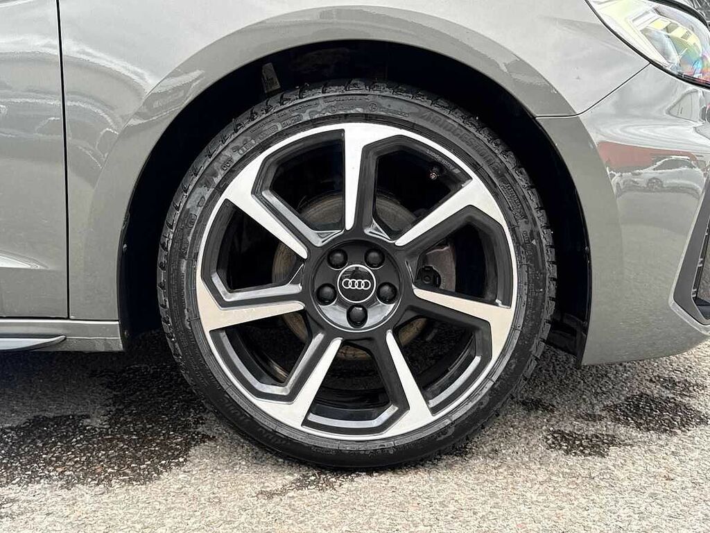 Audi A1 Black Edition 35 Tfsi 150 Ps S Tronic SX21AXH Grey #5