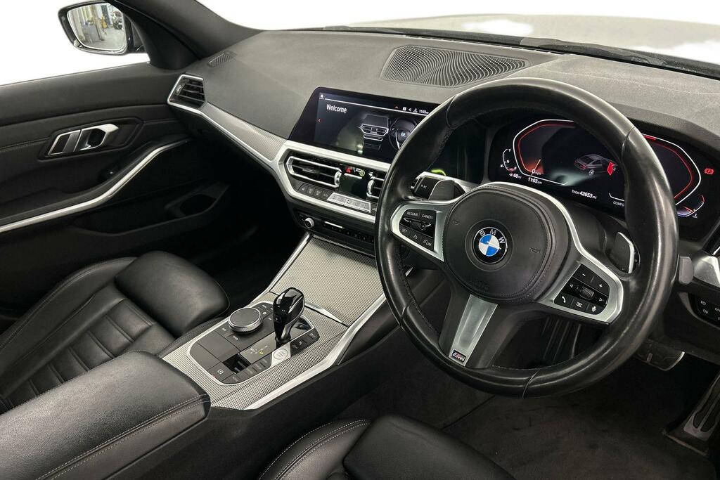 BMW 3 Series 320I Xdrive M Sport Saloon YA69XPE Grey #6