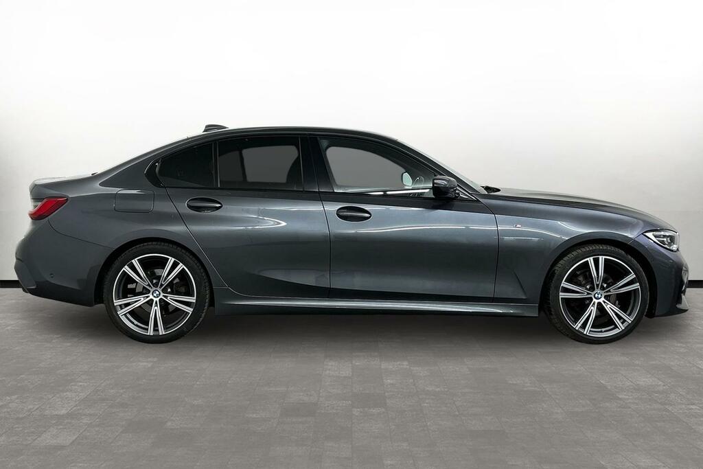 BMW 3 Series 320I Xdrive M Sport Saloon YA69XPE Grey #3