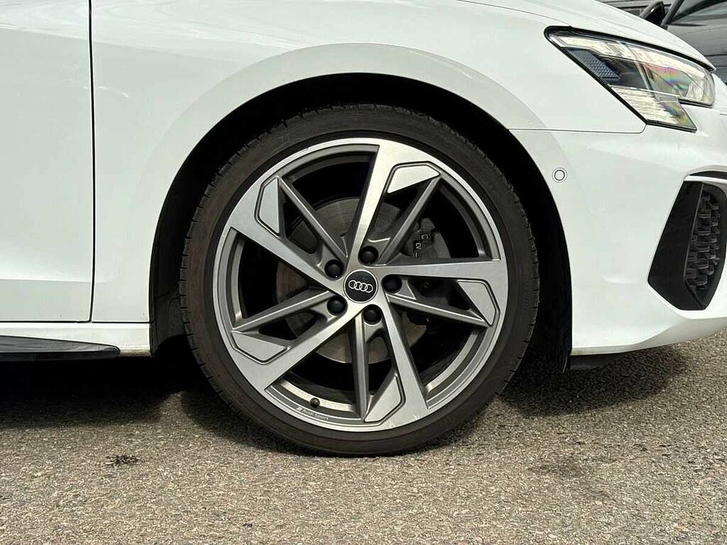 Audi A3 Edition 1 35 Tfsi 150 Ps S Tronic PX22NVJ White #5