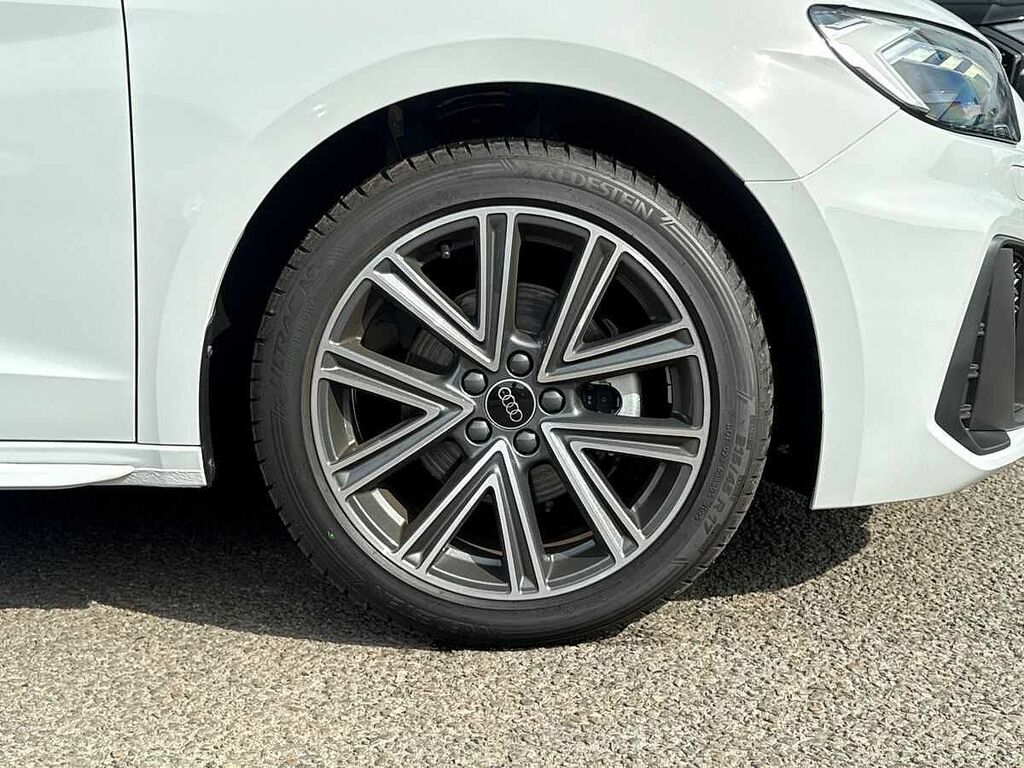 Audi A1 S Line 30 Tfsi 116 Ps S Tronic SY26FUB White #5