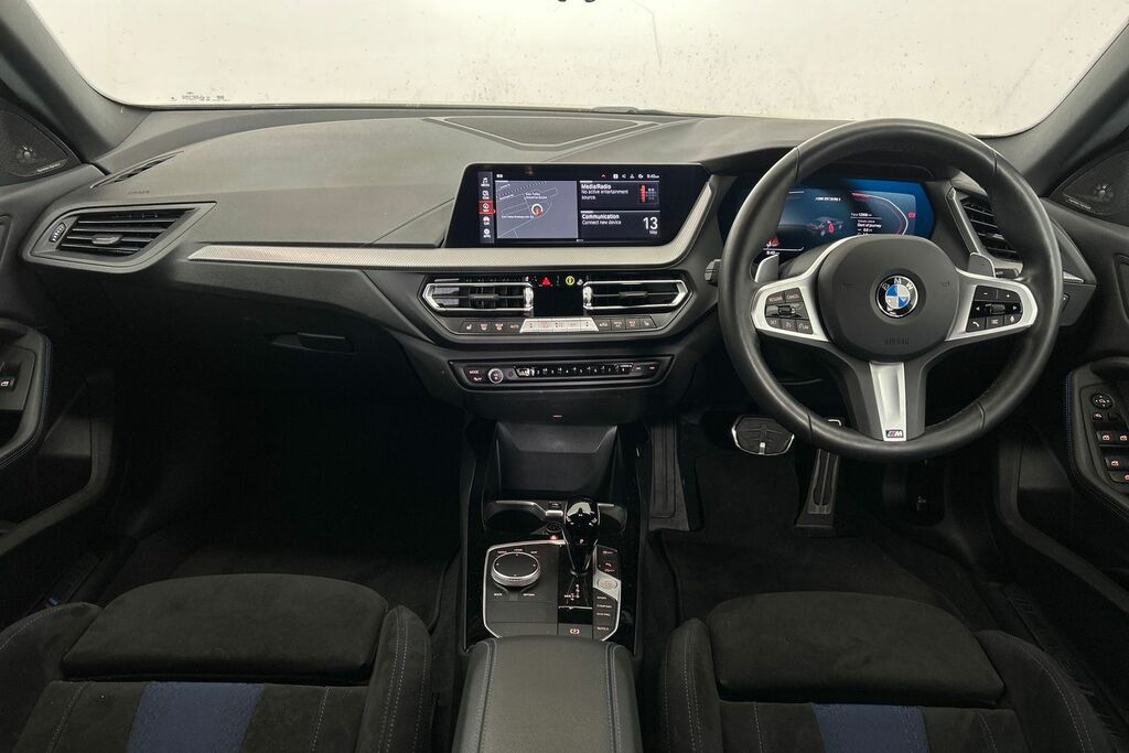 BMW M2 M235i Xdrive Gran Coupe KE73UZU White #4
