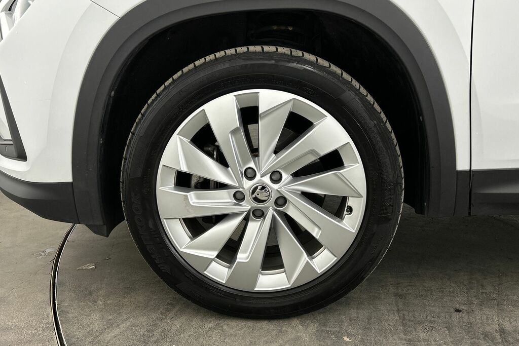 Skoda Kodiaq 1.5 Tsi E-tec Se L Dsg 7 Seat SD25YLZ White #5