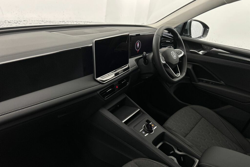 Volkswagen Tiguan 1.5 Etsi 150 Match Dsg SW26AZP Silver #2