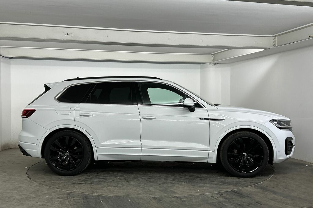 Volkswagen Touareg 3.0 V6 Tdi 4M 231 R-line Tech Plus Tip DC23MWM White #4