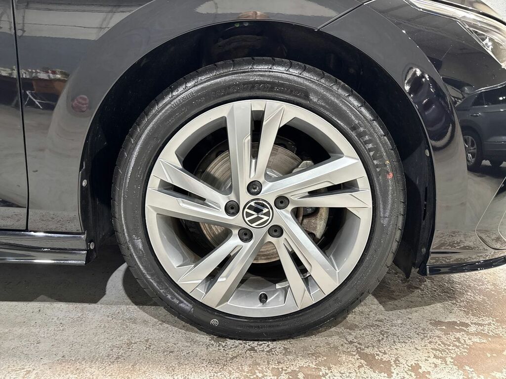 Volkswagen Golf 1.5 Etsi 150 R-line Dsg SY22LYD Black #5