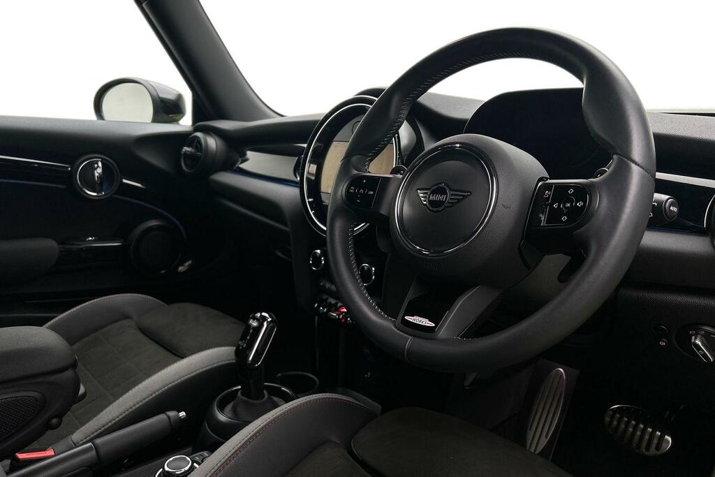 Mini Hatch 3-Door Cooper S Sport SP24LHT Yellow #6