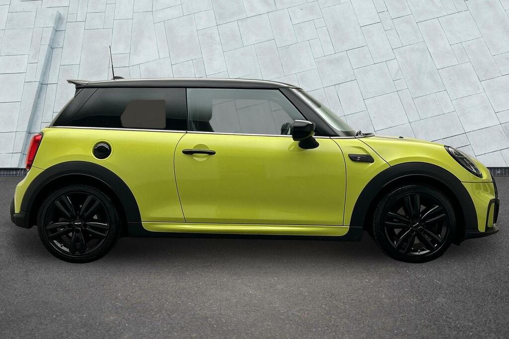 Mini Hatch 3-Door Cooper S Sport SP24LHT Yellow #3