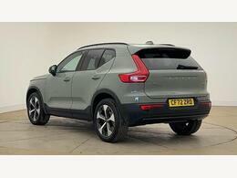 Volvo XC40 Ultimate, B4 Mild Hybrid, Dark CF72ZRD Green #3