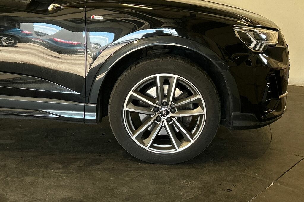 Audi Q3 Black Edition 40 Tfsi Quattro 190 Ps S Tronic SV72ZTY Black #5
