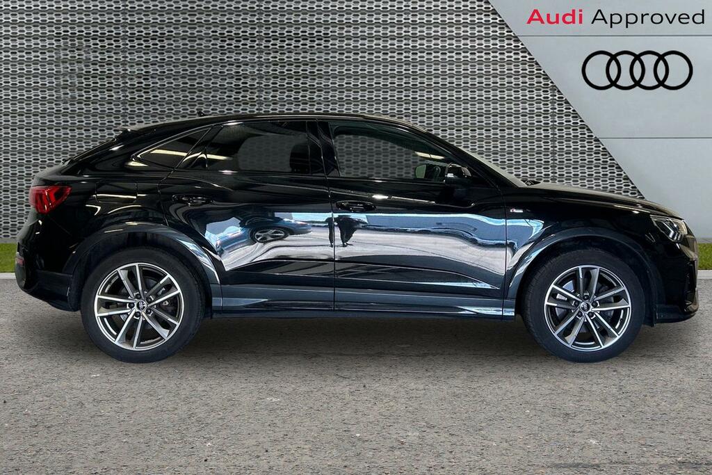 Audi Q3 Black Edition 40 Tfsi Quattro 190 Ps S Tronic SV72ZTY Black #4