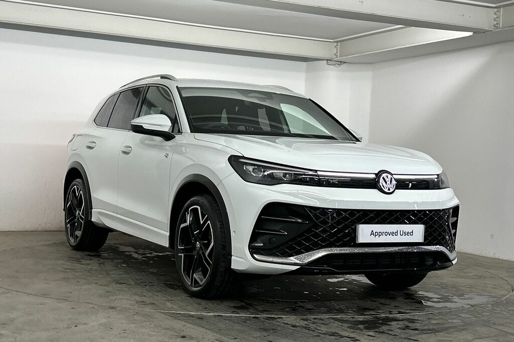 Volkswagen Tiguan 1.5 Etsi 150 R-line Dsg White