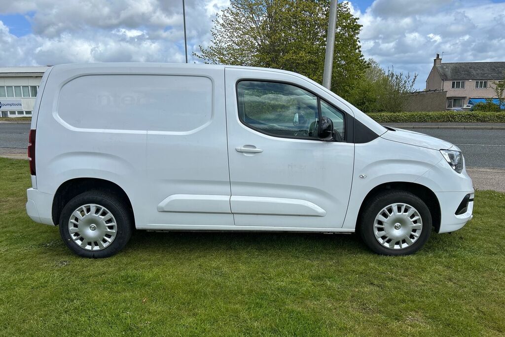 Vauxhall Combo 2300 1.5 Turbo D 100Ps H1 Pro Van YL23BKJ White #4