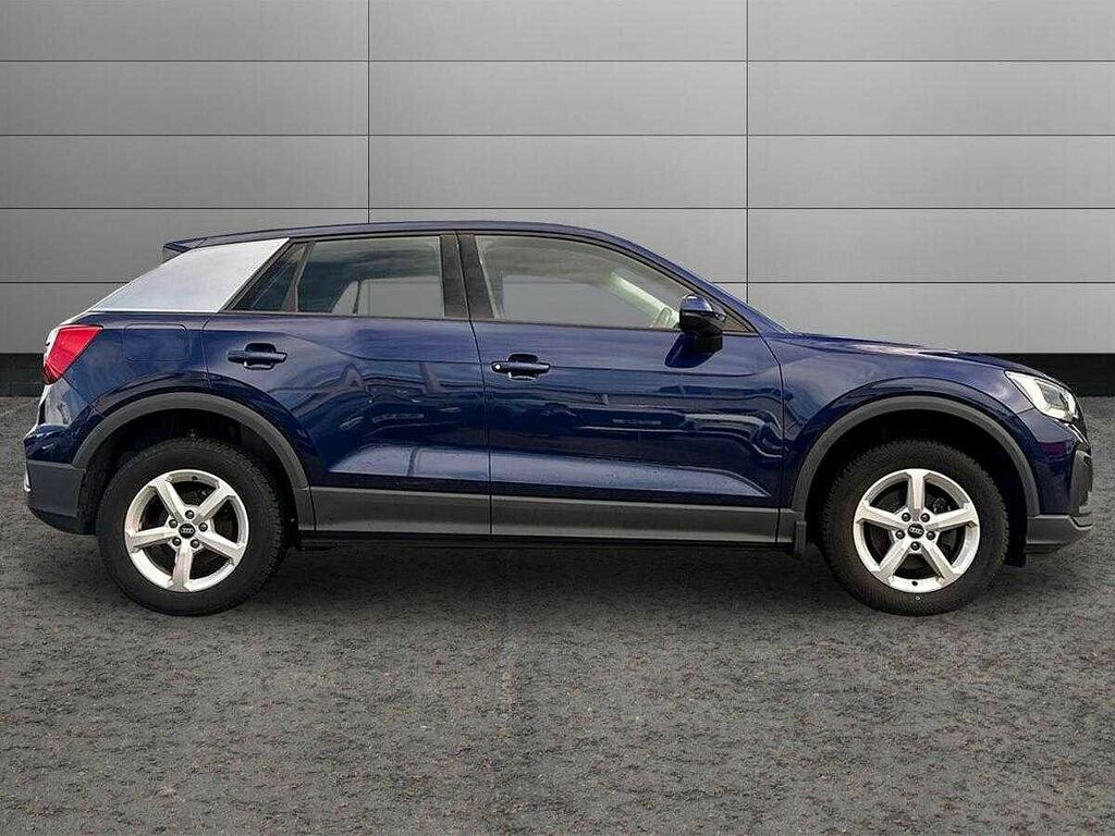 Audi Q2 Technik 30 Tfsi 110 Ps 6-Speed SY23LCO Blue #4