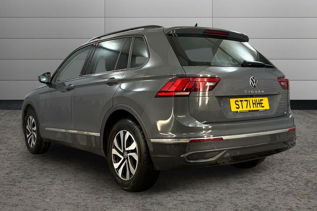 Volkswagen Tiguan 1.5 Tsi 150 Active Dsg ST71HHE Grey #3