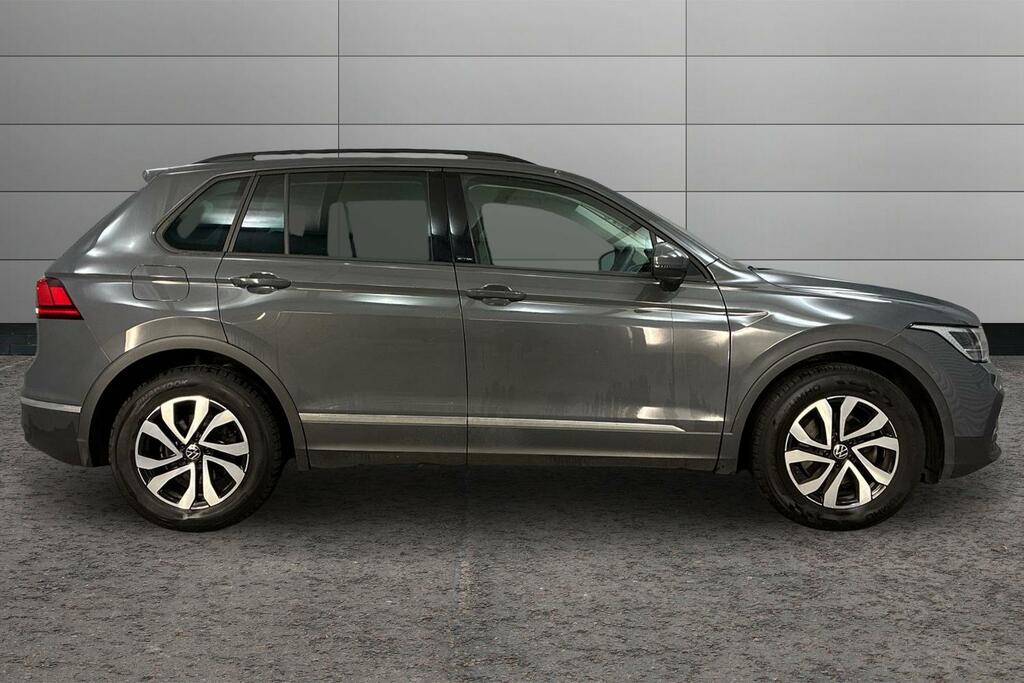 Volkswagen Tiguan 1.5 Tsi 150 Active Dsg ST71HHE Grey #4
