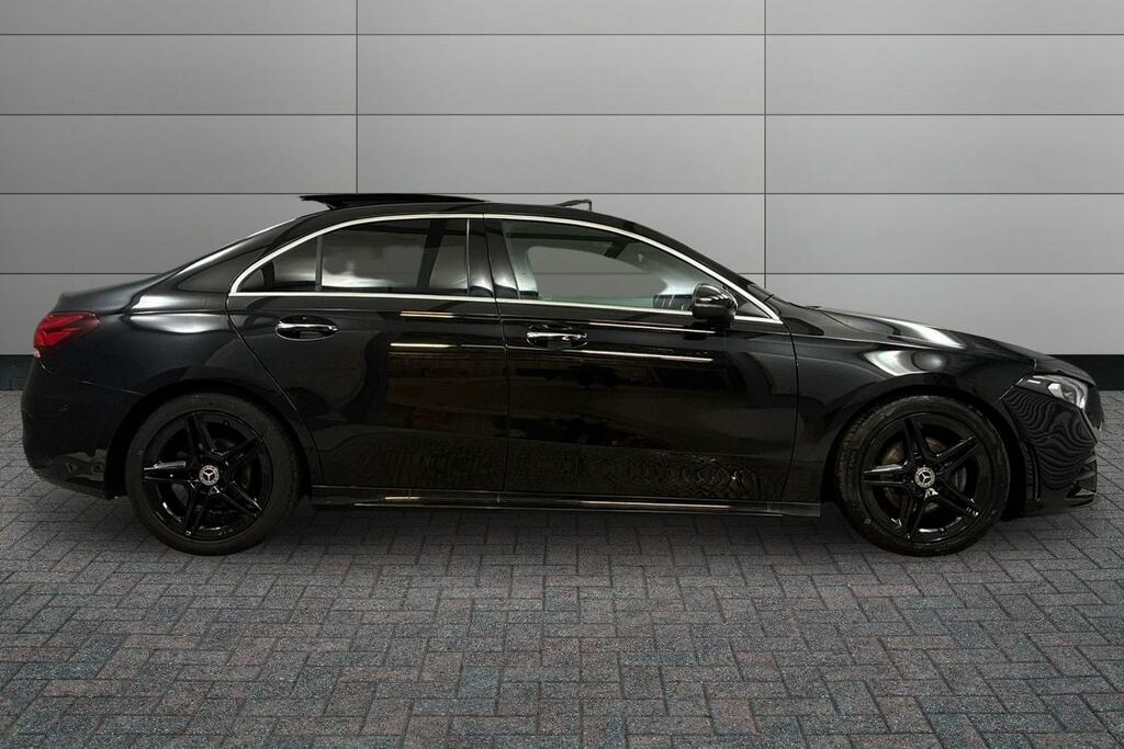 Mercedes-Benz A Class A200d Amg Line Premium Plus KW21FBE Black #4