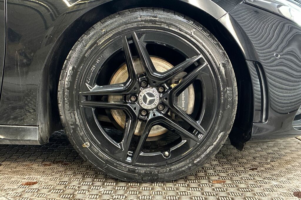 Mercedes-Benz A Class A200d Amg Line Premium Plus KW21FBE Black #5