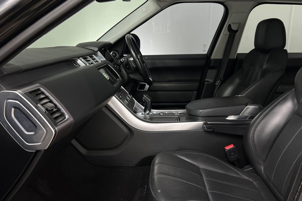 Land Rover Range Rover Sport Sdv6 Hse YG17XFN Black #3