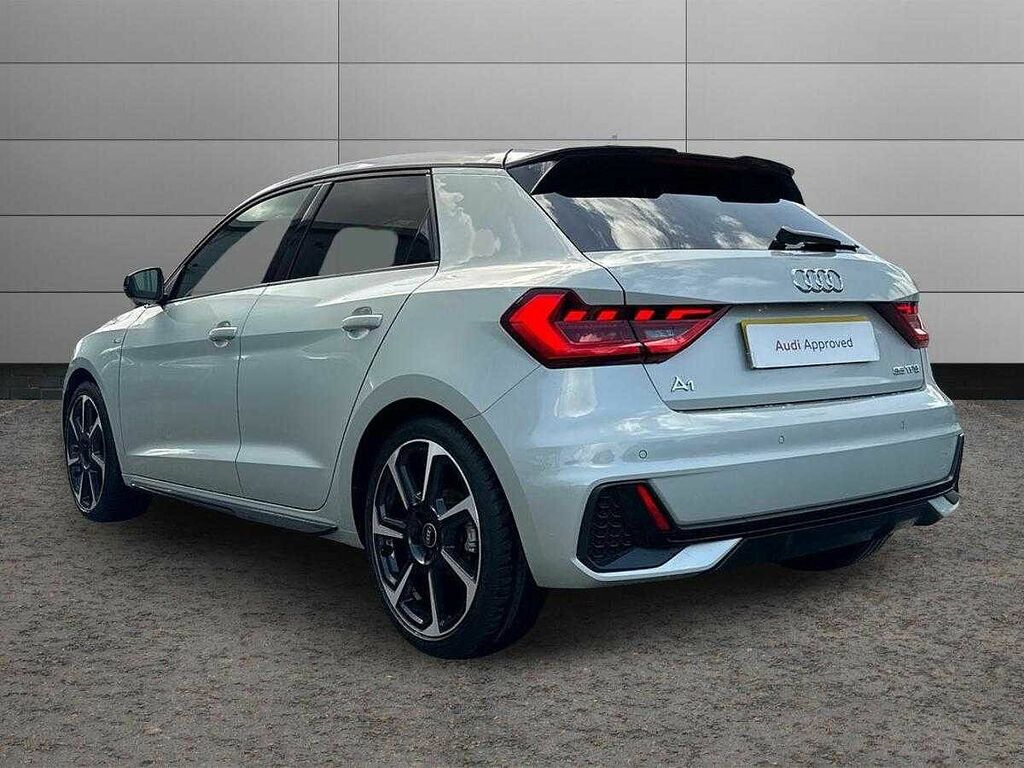 Audi A1 Black Edition 35 Tfsi 150 Ps S Tronic LX72TFZ Silver #3