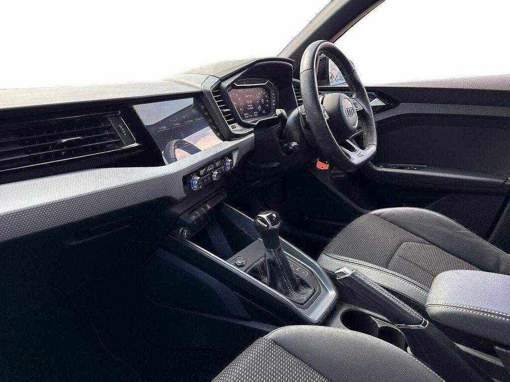 Audi A1 Black Edition 35 Tfsi 150 Ps S Tronic LX72TFZ Silver #2