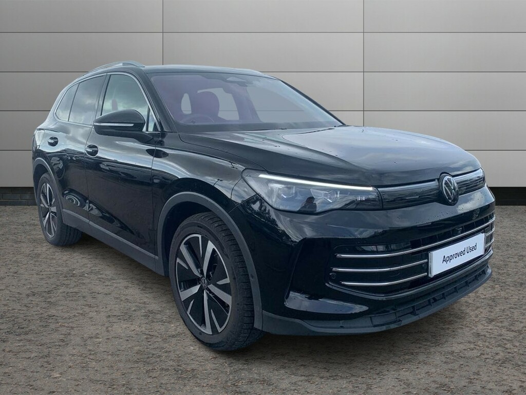 Volkswagen Tiguan 1.5 Etsi 150 Elegance Dsg Black