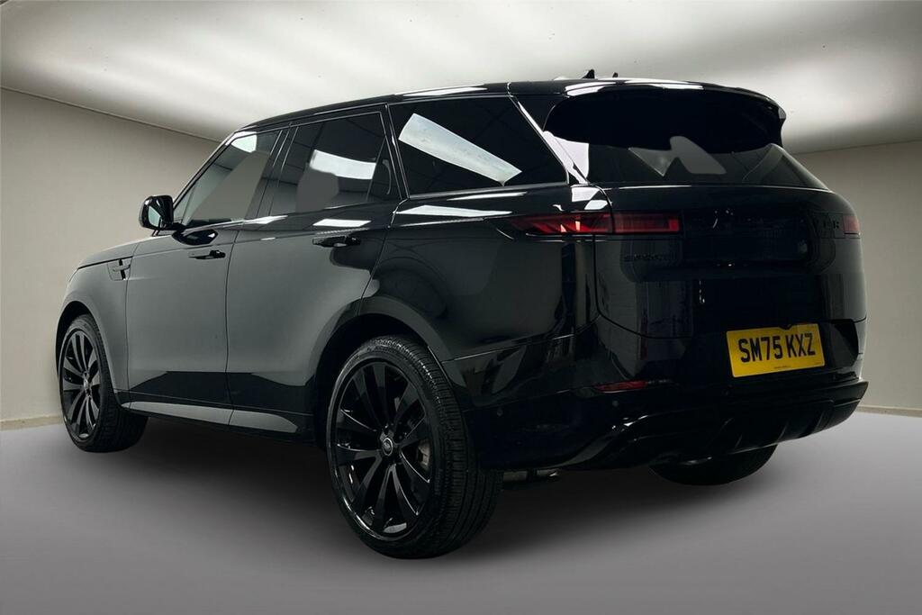 Land Rover Range Rover Sport D300 Dynamic Se Black #2