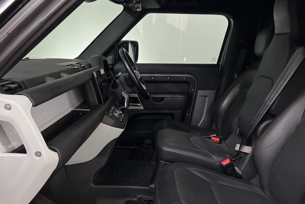 Land Rover Defender 90 D300 Hard Top X-dynamic Hse LE73NZV Grey #3