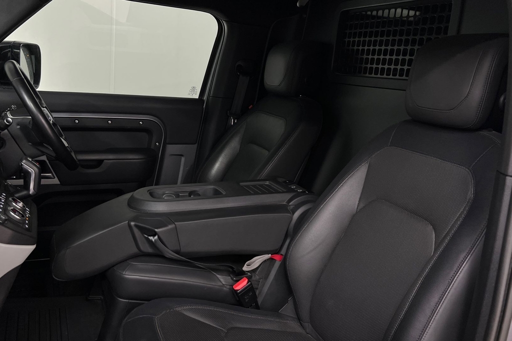 Land Rover Defender 90 D300 Hard Top X-dynamic Hse LE73NZV Grey #4