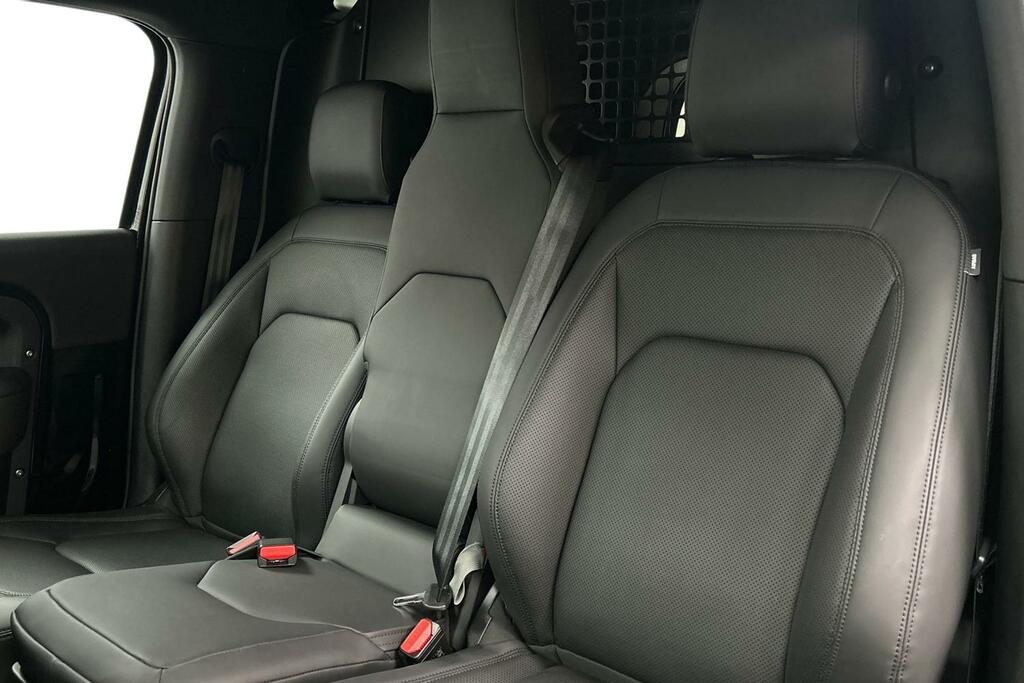 Land Rover Defender D250 Hard Top X-dynamic Se SM75NLJ  #4
