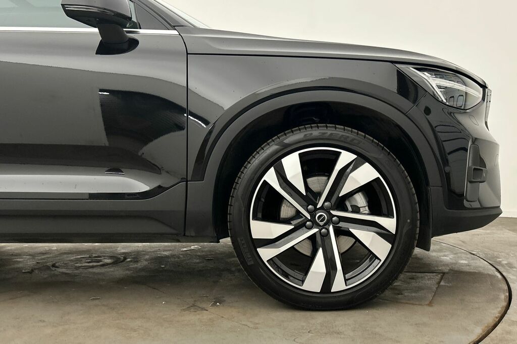 Volvo XC40 2.0 B4p Ultra Dark OY75LGO Black #5