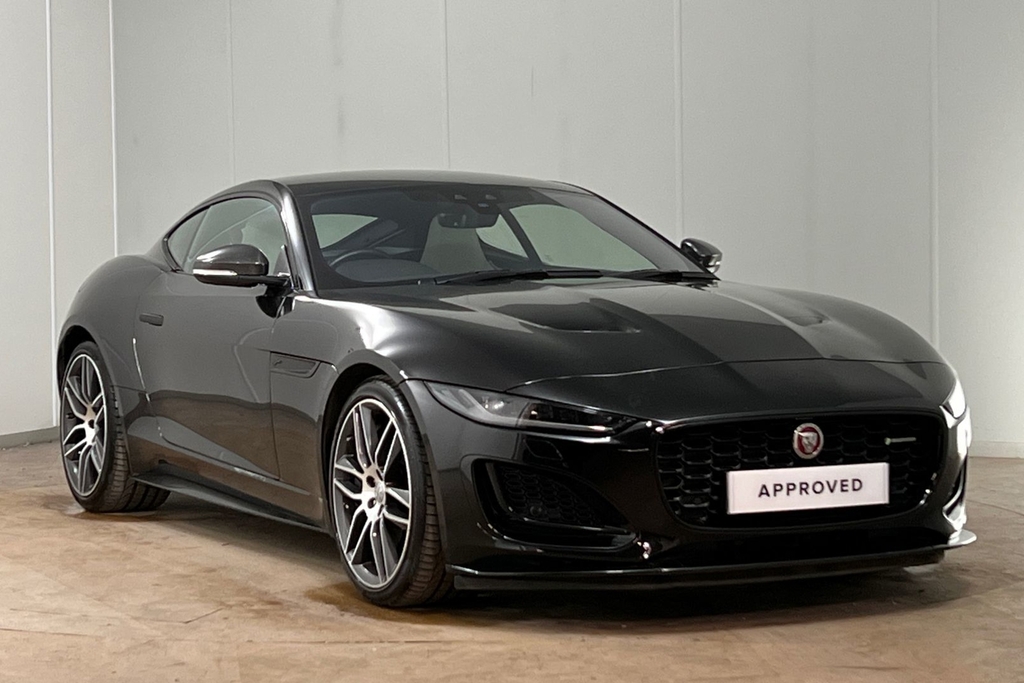 Jaguar F-Type P450 R-dynamic Black
