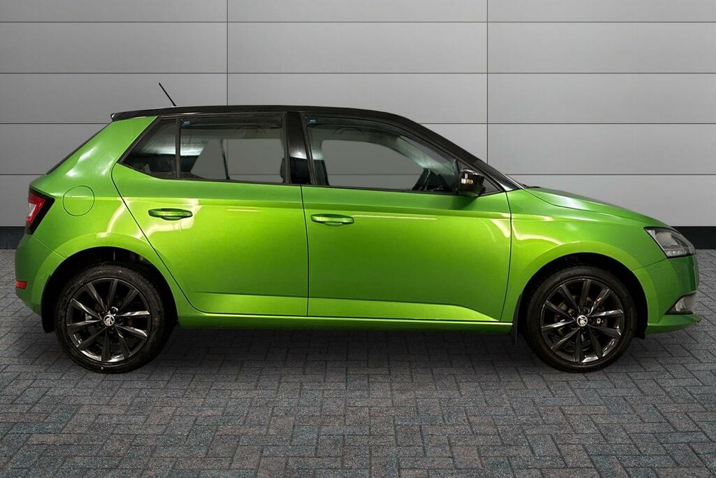 Skoda Fabia 1.0 Mpi 75 Colour Edition SE19LTN Green #4